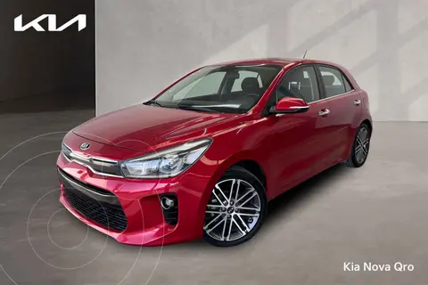 Kia Rio Hatchback EX Pack Aut usado (2019) color Rojo financiado en mensualidades(enganche $67,580 mensualidades desde $5,801)