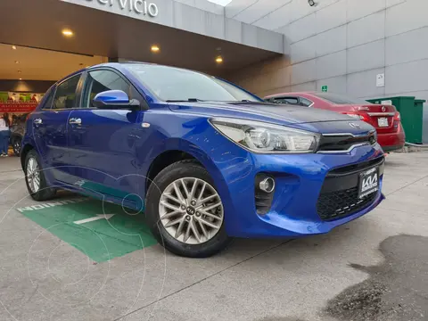 Kia Rio Hatchback EX usado (2019) color Azul precio $258,000