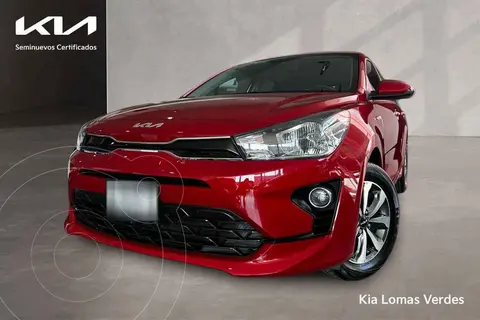 Kia Rio Hatchback LX usado (2022) color Rojo precio $290,000