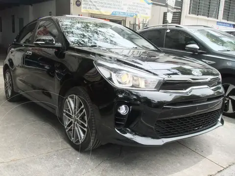 Kia Rio Hatchback EX Pack Aut usado (2020) color Negro Perla precio $249,000
