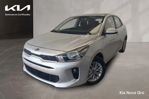 Kia Rio Hatchback LX Aut usado (2019) color Plata financiado en mensualidades(enganche $64,038 mensualidades desde $5,497)