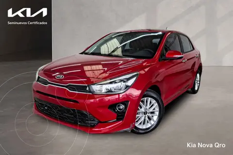 Kia Rio Hatchback EX usado (2021) color Rojo financiado en mensualidades(enganche $73,575 mensualidades desde $6,316)