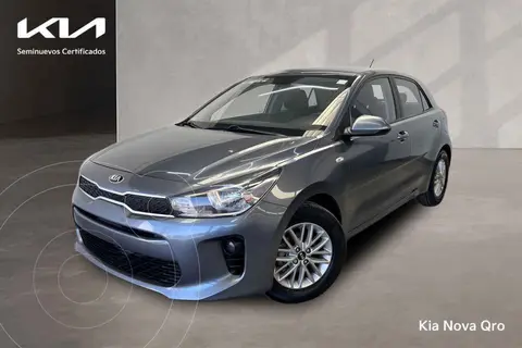 Kia Rio Hatchback LX Aut usado (2020) color Gris precio $255,000