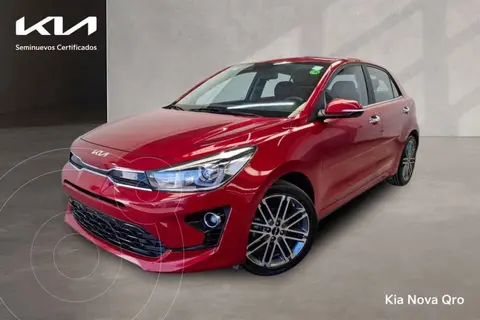 Kia Rio Hatchback EX Pack Aut usado (2023) color Rojo financiado en mensualidades(enganche $89,925 mensualidades desde $7,719)