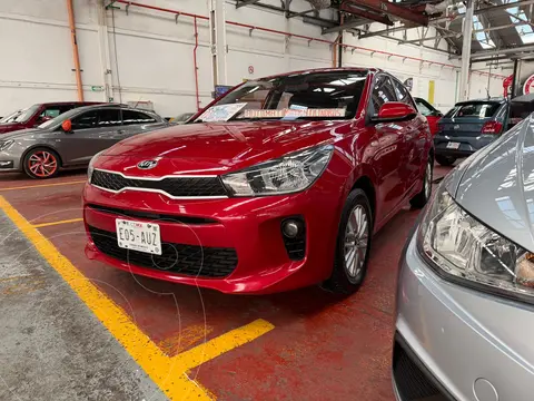 Kia Rio Hatchback LX Aut usado (2018) color Rojo Fuego financiado en mensualidades(enganche $50,500 mensualidades desde $4,500)