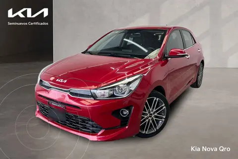 Kia Rio Hatchback EX Pack Aut usado (2023) color Rojo precio $327,000