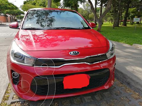 foto KIA Rio Hatchback 1.4L LX Sport usado (2018) color Rojo Fuego precio u$s14,500