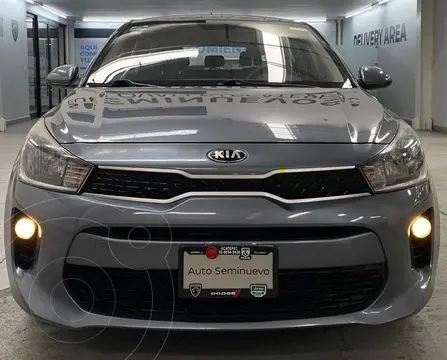 Kia Rio Sedan LX usado (2020) color Gris precio $219,000