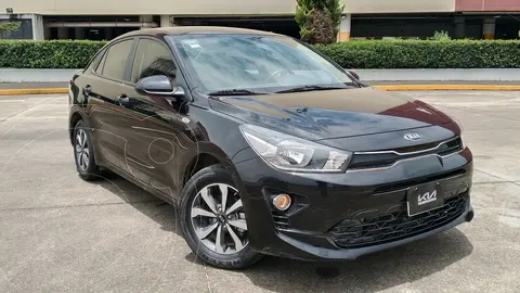 Kia Rio Sedan LX Aut usado (2021) color Negro precio $249,800