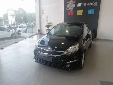 Kia Rio Sedan EX usado (2017) color Negro financiado en mensualidades(enganche $43,980 mensualidades desde $4,288)