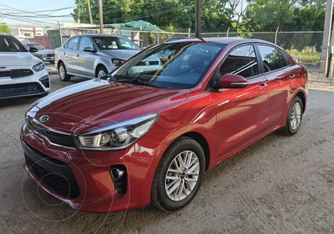 Kia Rio Sedan EX Aut usado (2018) color Rojo precio $198,000