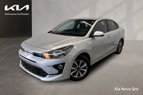 Kia Rio Sedan LX usado (2022) color Plata financiado en mensualidades(enganche $75,755 mensualidades desde $6,503)