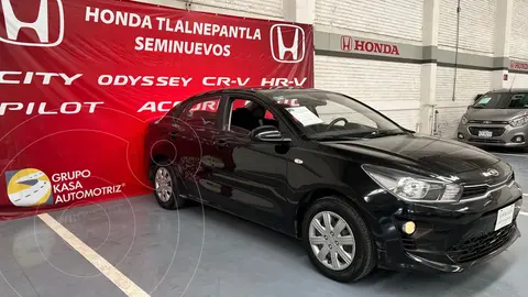 Kia Rio Sedan L Aut usado (2021) color Negro precio $220,000