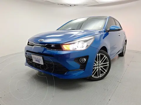 Kia Rio Sedan LX Aut usado (2021) color SPBSPORTY BLUE precio $280,000