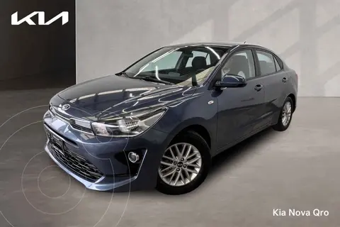 Kia Rio Sedan LX Aut usado (2021) color Azul precio $265,000