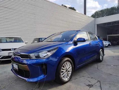 Kia Rio Sedan LX usado (2020) color Azul precio $249,000