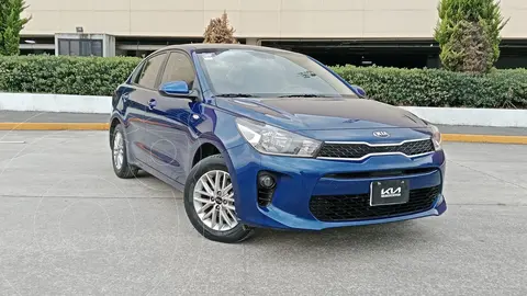 Kia Rio Sedan LX Aut usado (2020) color Azul precio $259,800