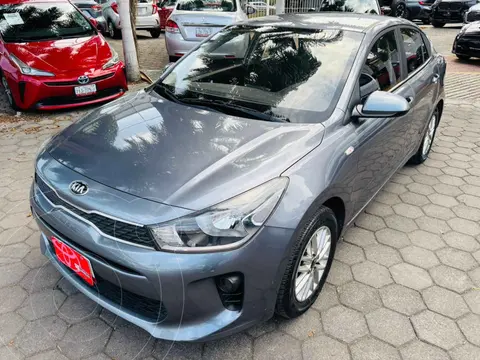 Kia Rio Sedan LX usado (2020) color Blanco precio $207,000