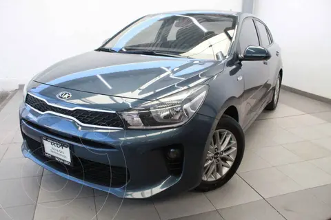 foto Kia Rio Sedán LX usado (2019) color Azul precio $275,000