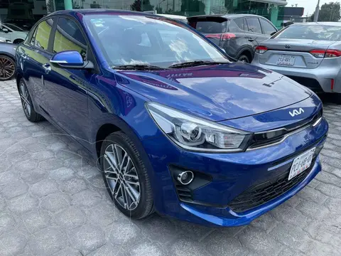 Kia Rio Sedan EX Aut usado (2022) color Azul financiado en mensualidades(enganche $79,281 mensualidades desde $6,694)