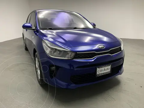Kia Rio Sedan LX usado (2020) color Azul financiado en mensualidades(enganche $29,000 mensualidades desde $7,200)