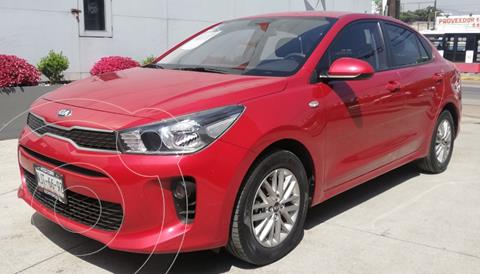 foto Kia Rio Sedán LX Aut usado (2020) color Rojo precio $268,000