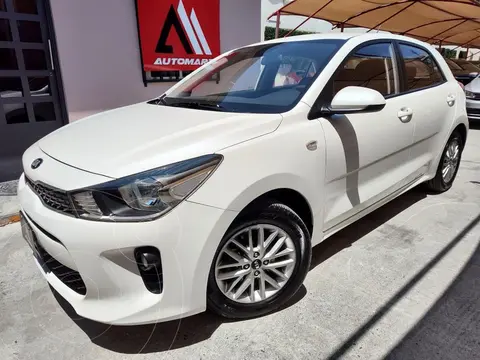 Kia Rio Sedan LX Aut usado (2018) color Blanco Glaciar precio $229,000