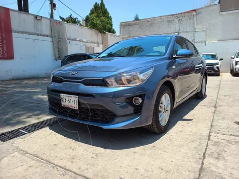 Kia Rio Sedan LX usado (2021) color Azul precio $259,000
