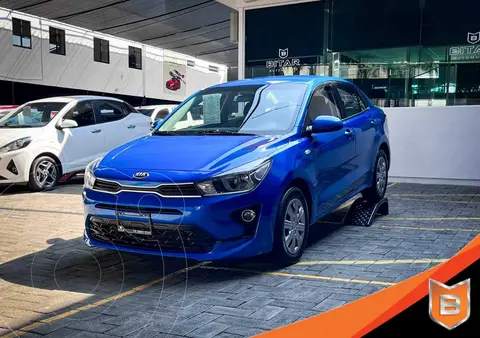 Kia Rio Sedan L  Aut usado (2021) color Azul financiado en mensualidades(enganche $51,980 mensualidades desde $6,147)