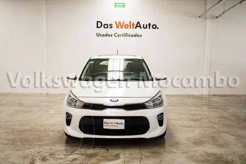 Kia Rio Sedan EX Pack Aut usado (2018) color Blanco precio $284,999