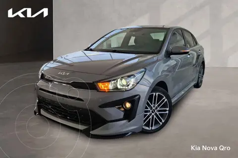 Kia Rio Sedan S Pack usado (2023) color Gris financiado en mensualidades(enganche $81,750 mensualidades desde $7,018)