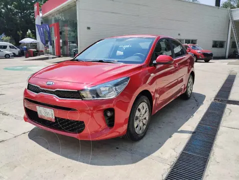 Kia Rio Sedan L Aut usado (2020) color Rojo precio $209,000