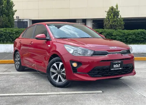 Kia Rio Sedan LX usado (2022) color Rojo precio $299,800