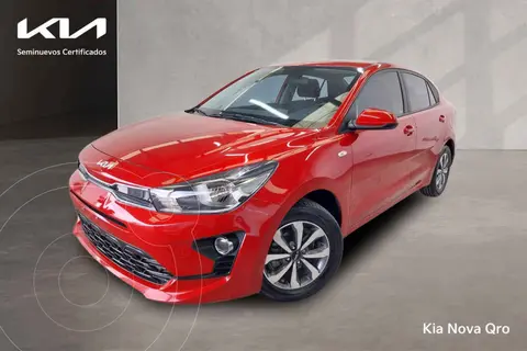 Kia Rio Sedan LX usado (2023) color Rojo financiado en mensualidades(enganche $77,662 mensualidades desde $6,667)