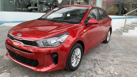 Kia Rio Sedan LX Aut usado (2020) color Rojo precio $285,000