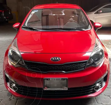 Kia Rio Sedan LX usado (2016) color Rojo precio $183,000
