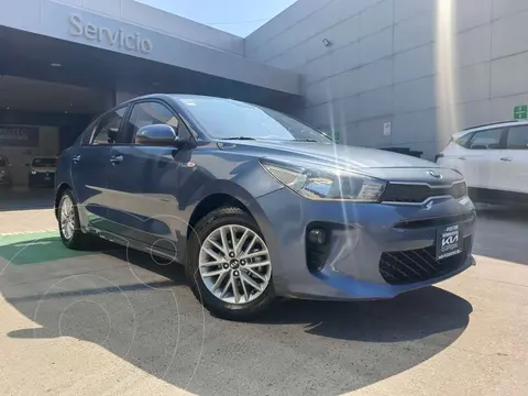 Kia Rio Sedan LX Aut usado (2019) color Azul precio $215,000