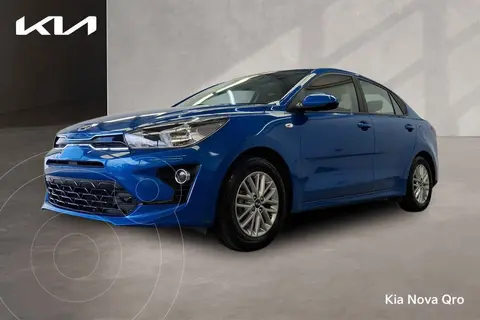 Kia Rio Sedan LX Aut usado (2021) color Azul financiado en mensualidades(enganche $73,575 mensualidades desde $6,316)