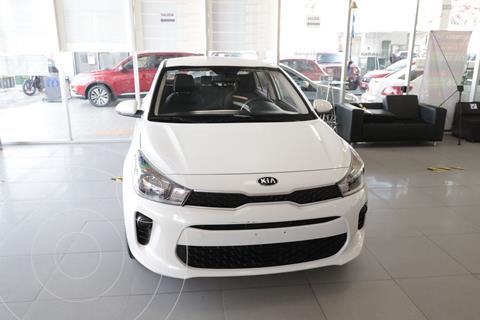 foto Kia Rio Sedán L usado (2020) color Blanco precio $203,000