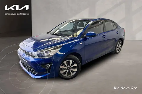 Kia Rio Sedan LX Aut usado (2023) color Azul financiado en mensualidades(enganche $81,750 mensualidades desde $7,018)