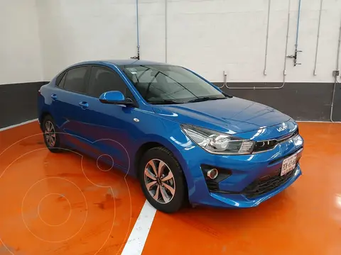 Kia Rio Sedan LX Aut usado (2023) color Azul precio $285,000
