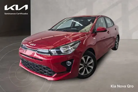 Kia Rio Sedan LX Aut usado (2023) color Rojo financiado en mensualidades(enganche $81,750 mensualidades desde $7,018)