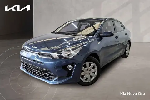 Kia Rio Sedan L  Aut usado (2022) color Azul precio $257,000