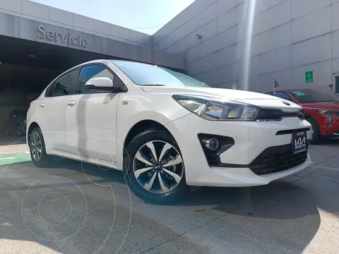 Kia Rio Sedan LX usado (2021) color Blanco precio $278,000