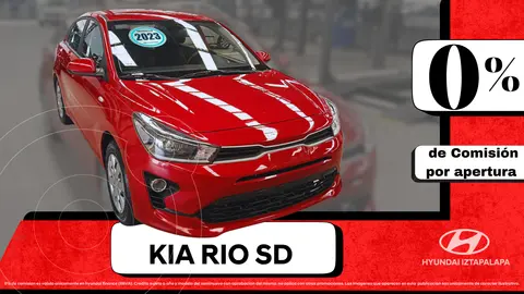 Kia Rio Sedan L  Aut usado (2023) color Rojo precio $229,900