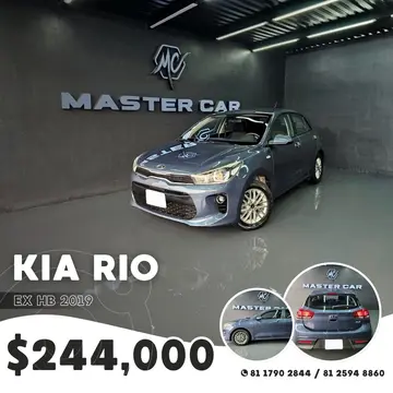 Kia Rio Sedan EX Aut usado (2019) color Azul Acero precio $244,000