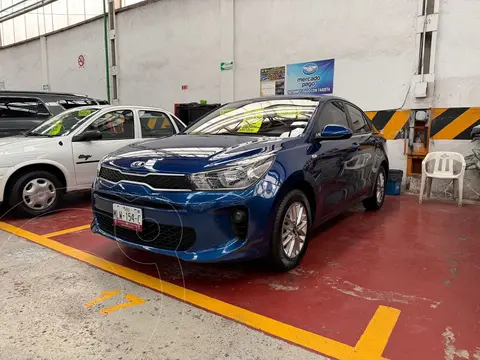 Kia Rio Sedan LX Aut usado (2020) color Azul Zinc financiado en mensualidades(enganche $55,000 mensualidades desde $4,900)