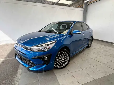 Kia Rio Sedan S Pack usado (2023) color Azul financiado en mensualidades(enganche $99,462 mensualidades desde $8,538)