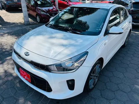 Kia Rio Sedan EX Aut usado (2020) color Blanco precio $219,000