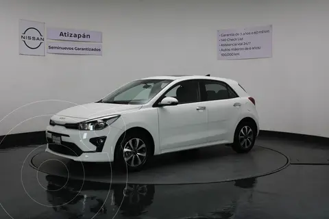 Kia Rio Sedan EX Aut usado (2022) color Blanco precio $265,000